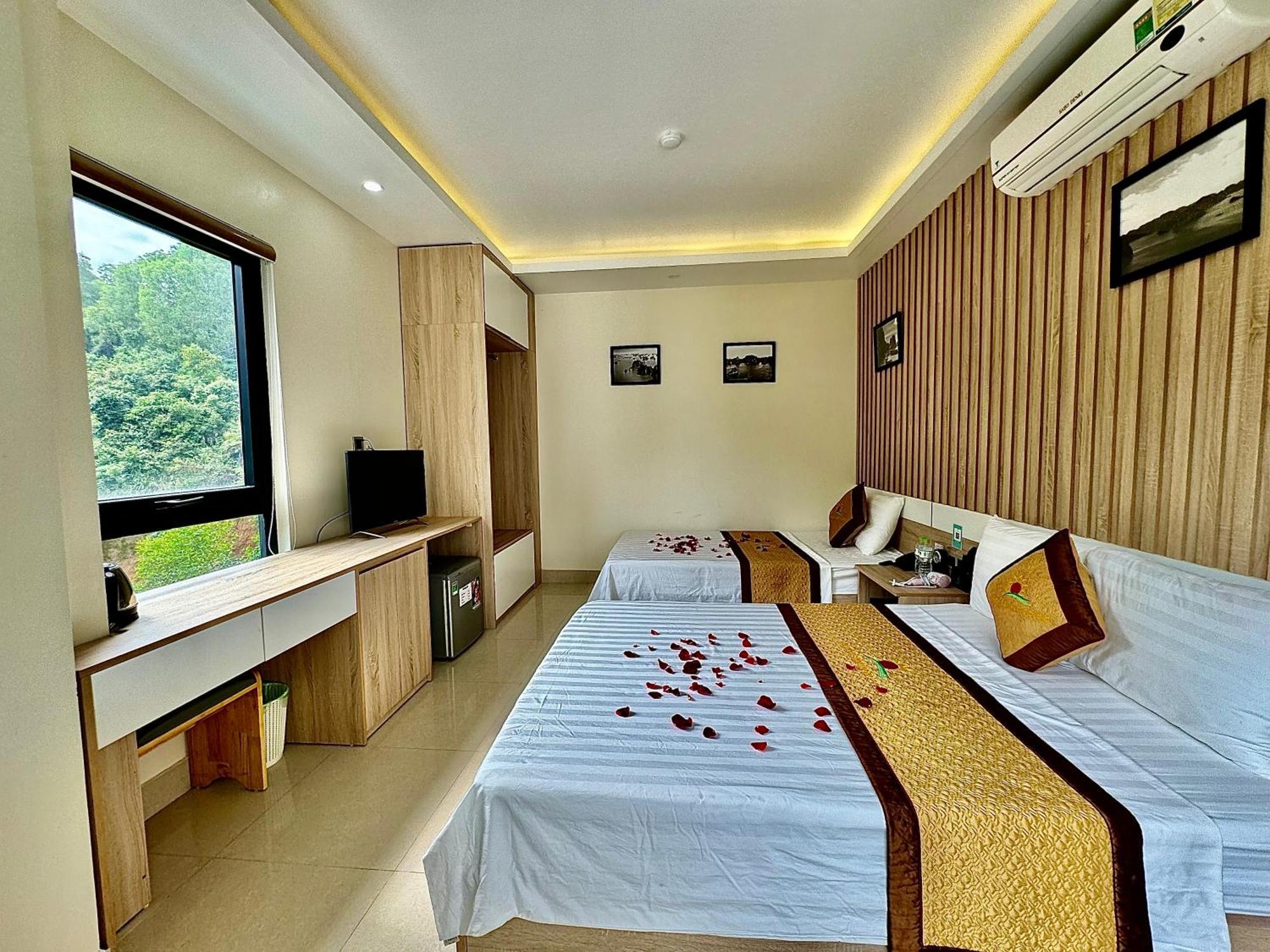 Sunflower Catba Hotel Dong Khe Sau Exteriér fotografie
