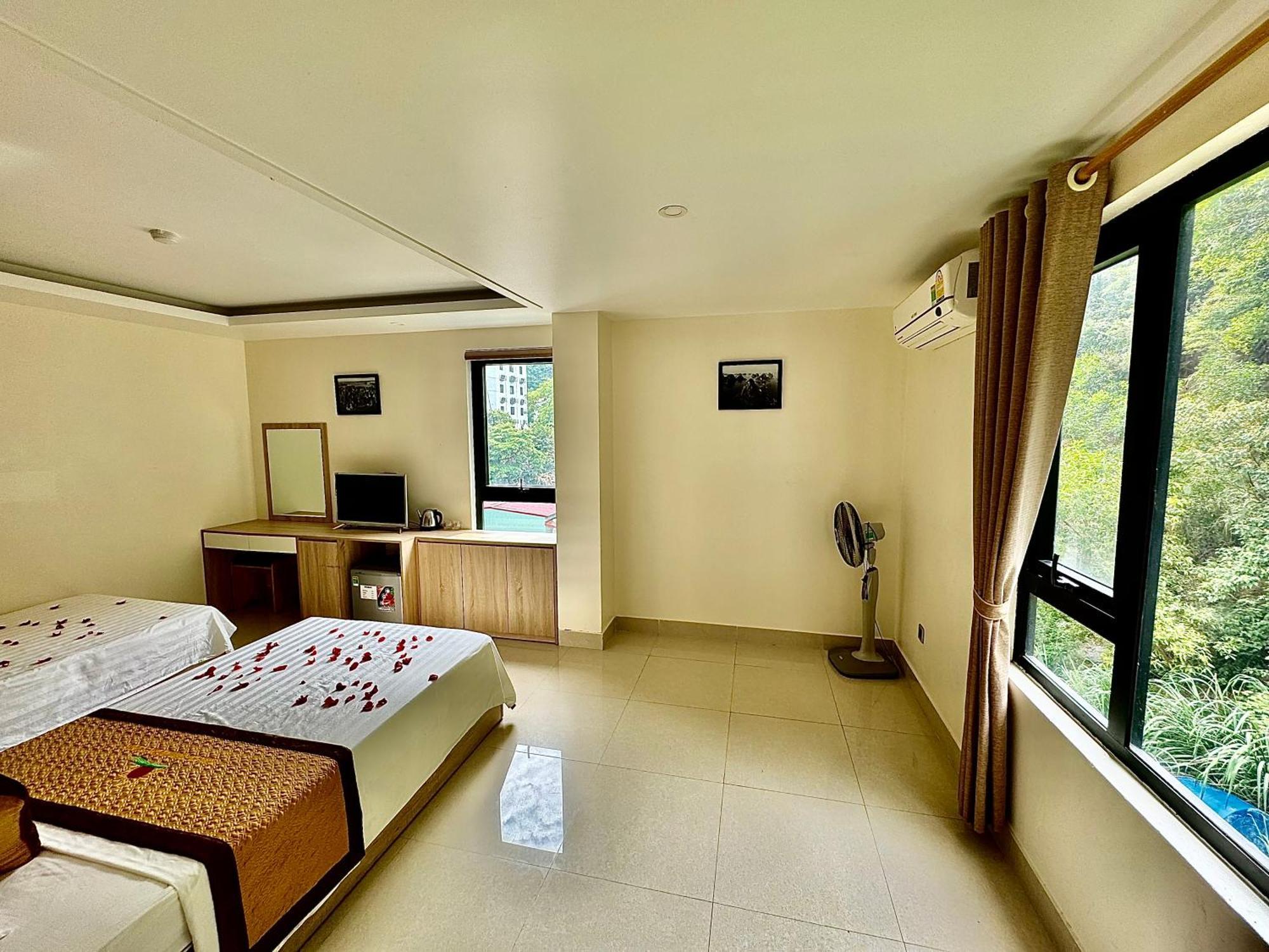Sunflower Catba Hotel Dong Khe Sau Exteriér fotografie